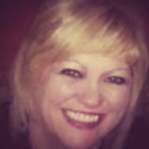 Meet your Posher, Lois